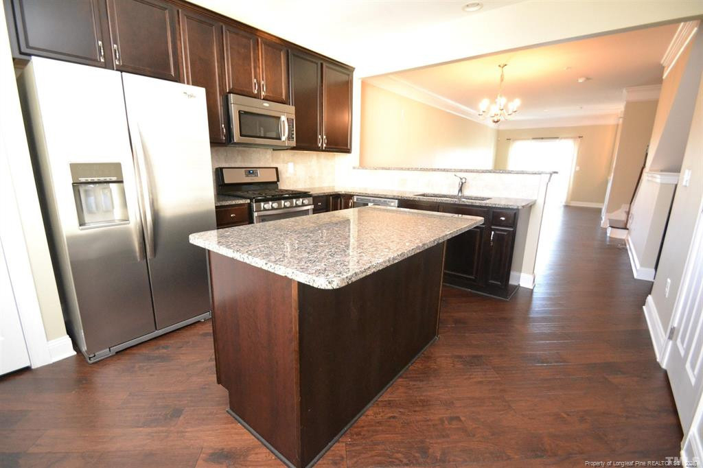 10410 Sablewood Drive - Photo 5