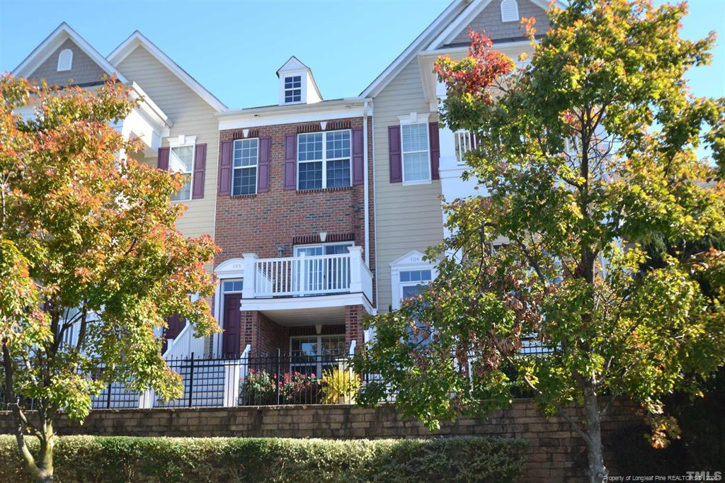 10410 Sablewood Drive - Photo 2