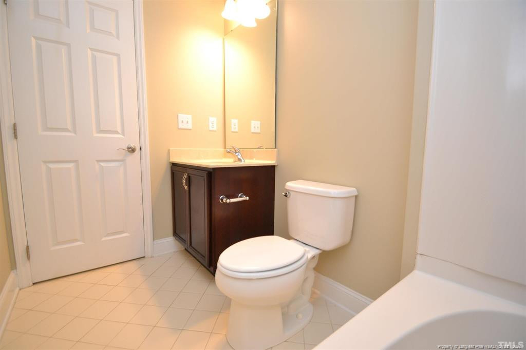 10410 Sablewood Drive - Photo 12