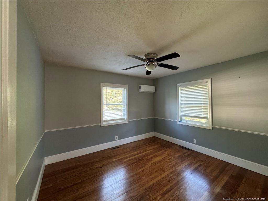405 N Dickson Street - Photo 16