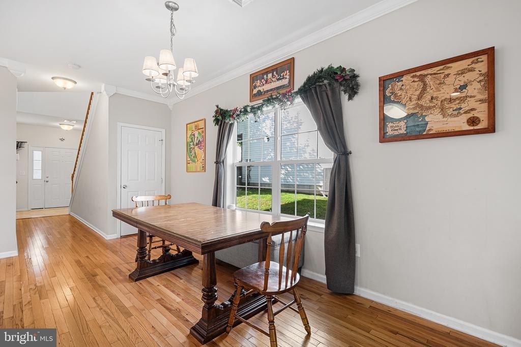 1537 Crest Park Court - Photo 4