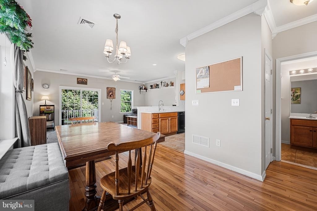 1537 Crest Park Court - Photo 2