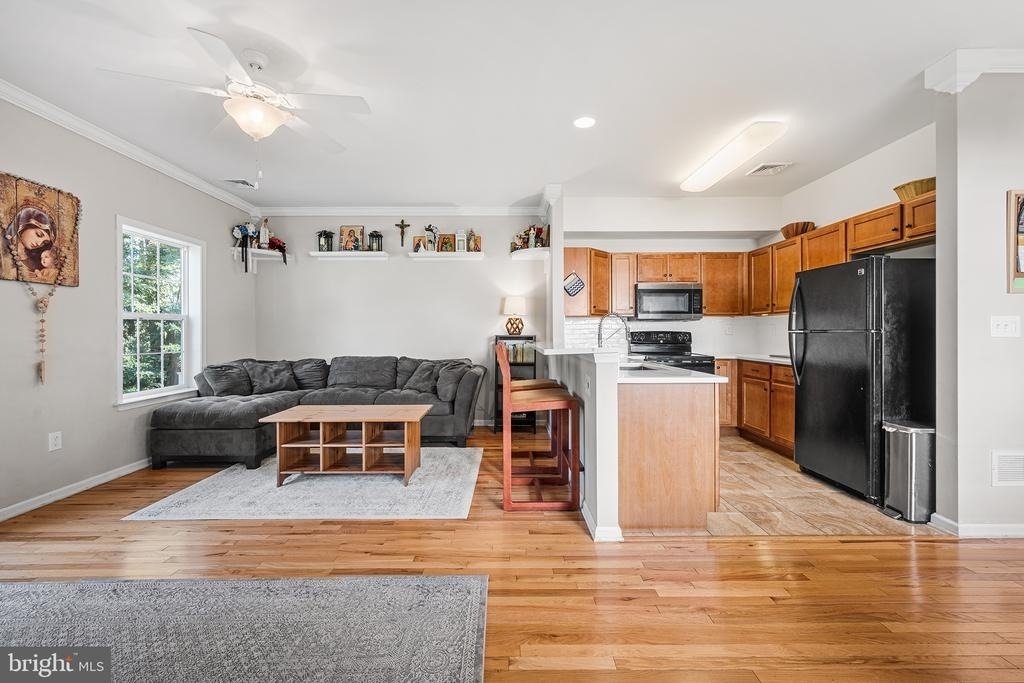 1537 Crest Park Court - Photo 5