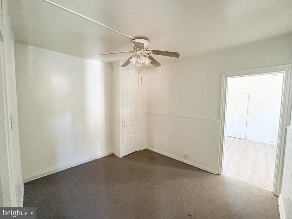 261 N York Street - Photo 7