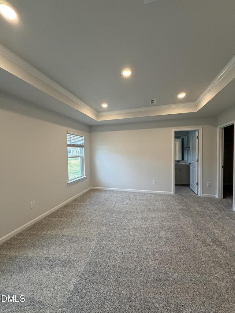 1373 Hasse Avenue - Photo 5