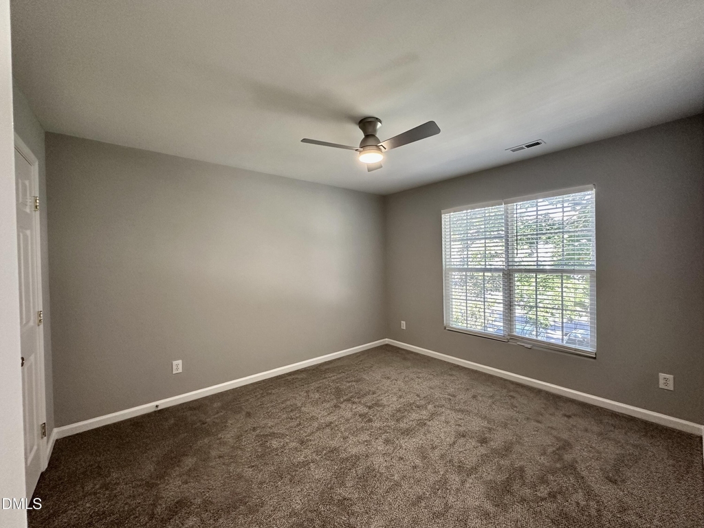 208 Walnut Woods Drive - Photo 15