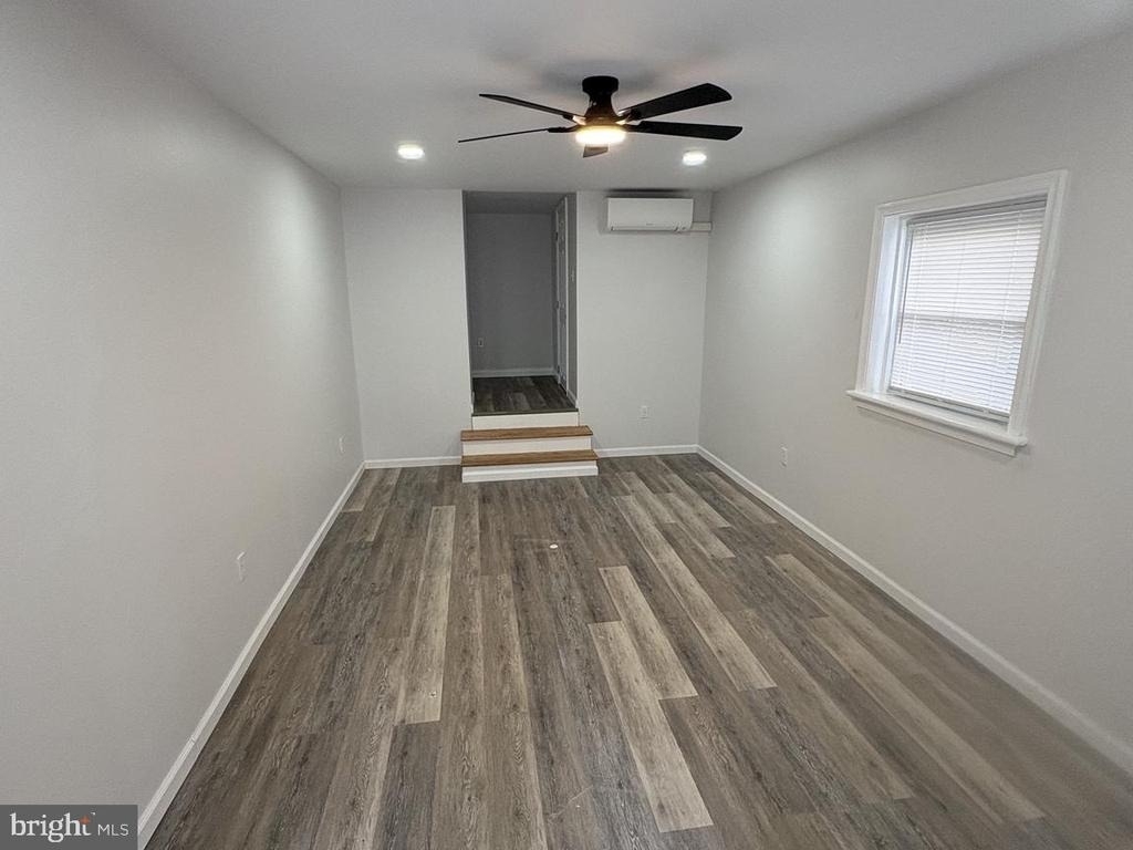 367 E Butler Avenue - Photo 3