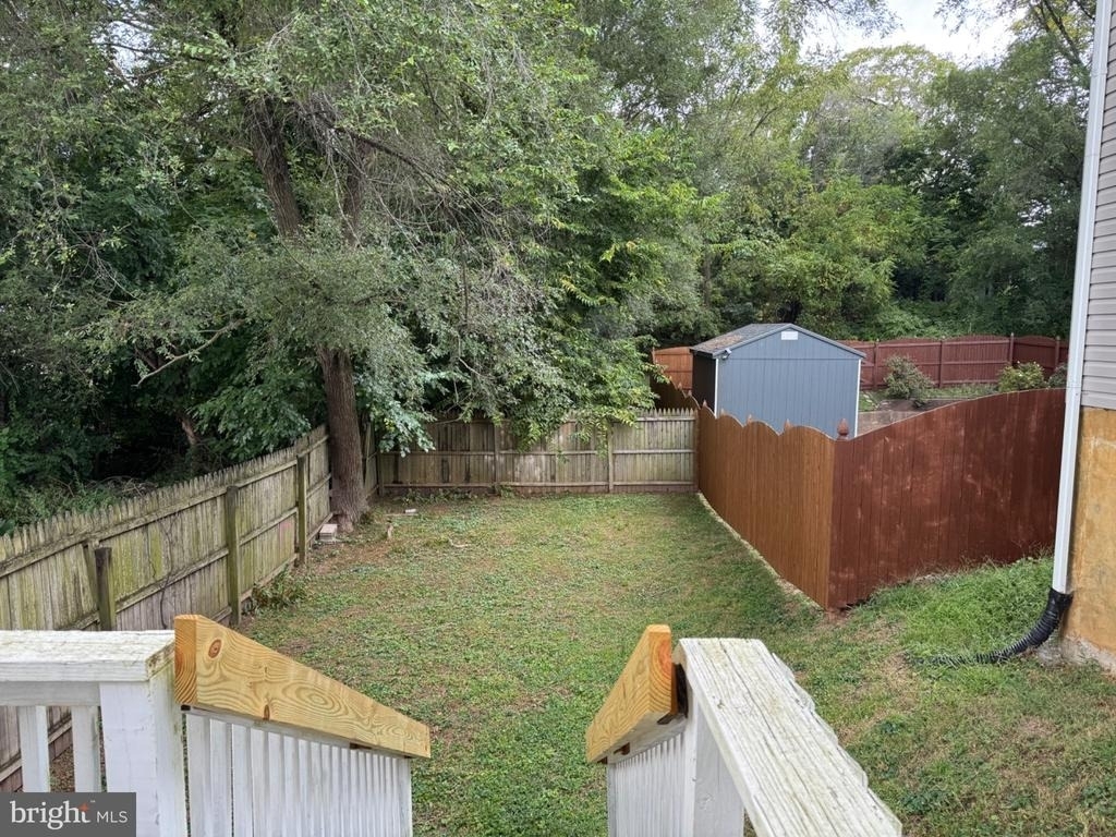 319 Grant Street - Photo 5