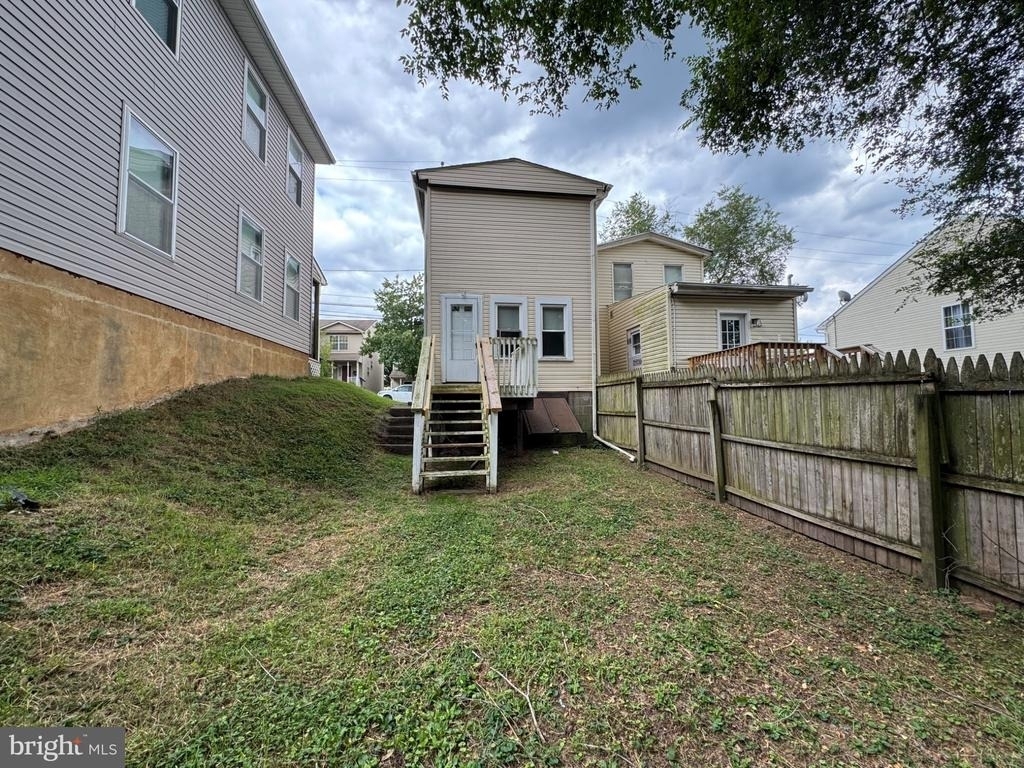 319 Grant Street - Photo 6