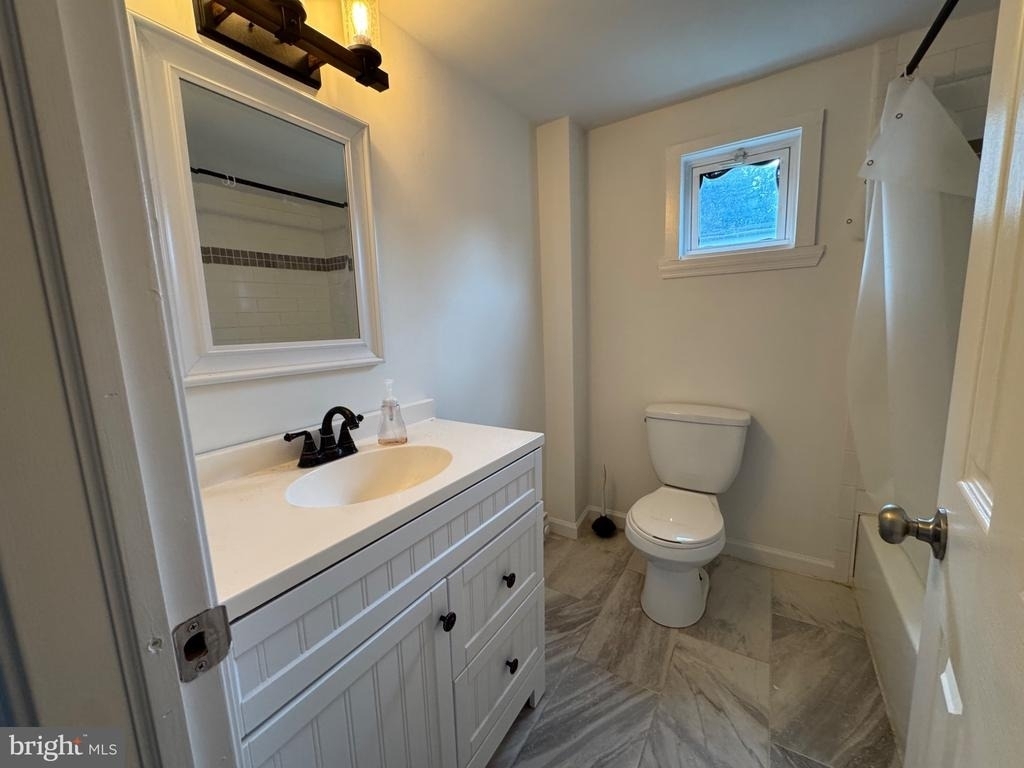 319 Grant Street - Photo 12