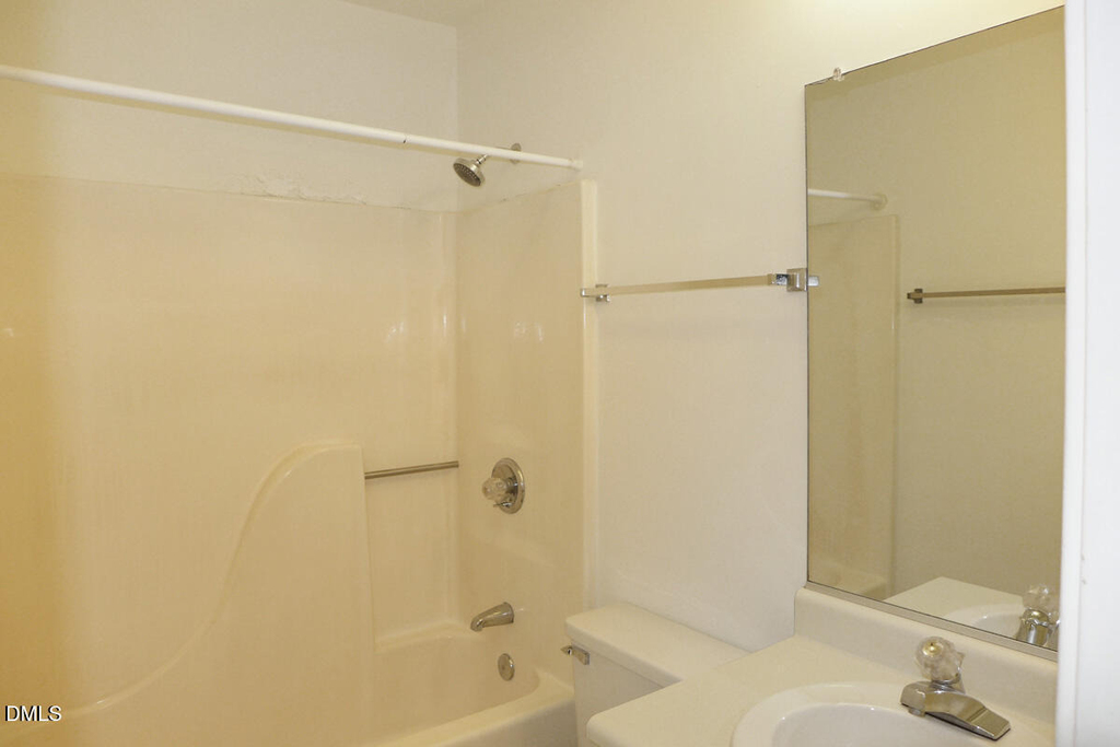 710 Martin Luther King Junior Boulevard - Photo 11