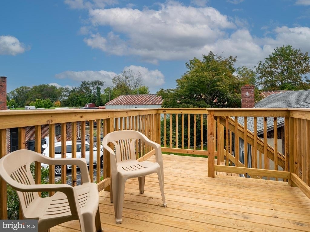 2635 W Chester Pike - Photo 10