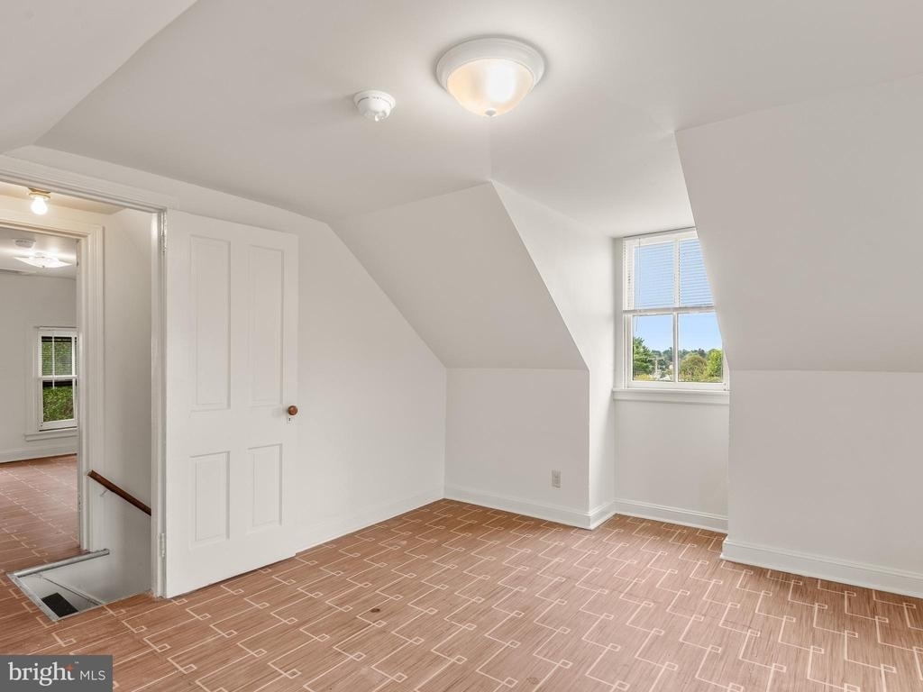 2635 W Chester Pike - Photo 19