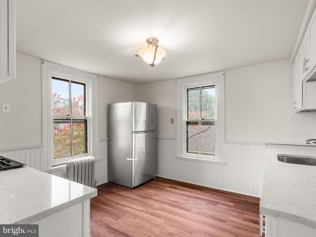 2635 W Chester Pike - Photo 5