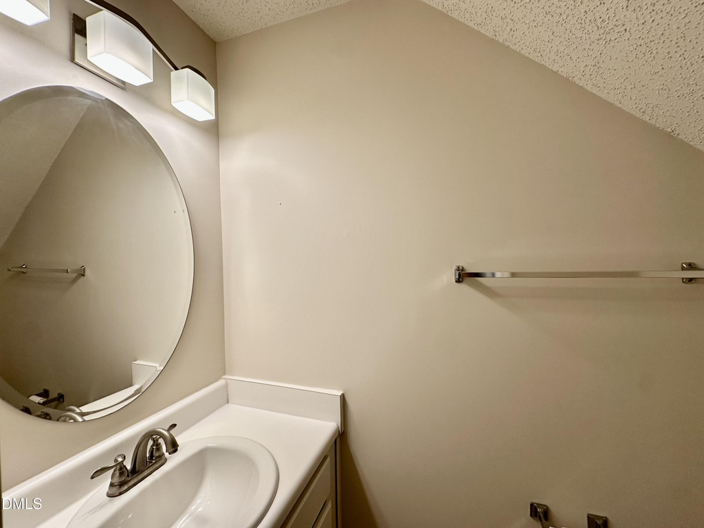 508 Canyon Lake Circle - Photo 7