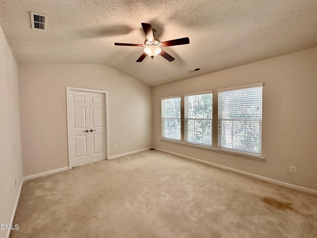 508 Canyon Lake Circle - Photo 8