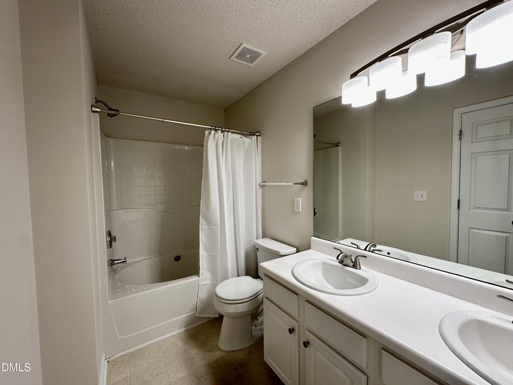 508 Canyon Lake Circle - Photo 10