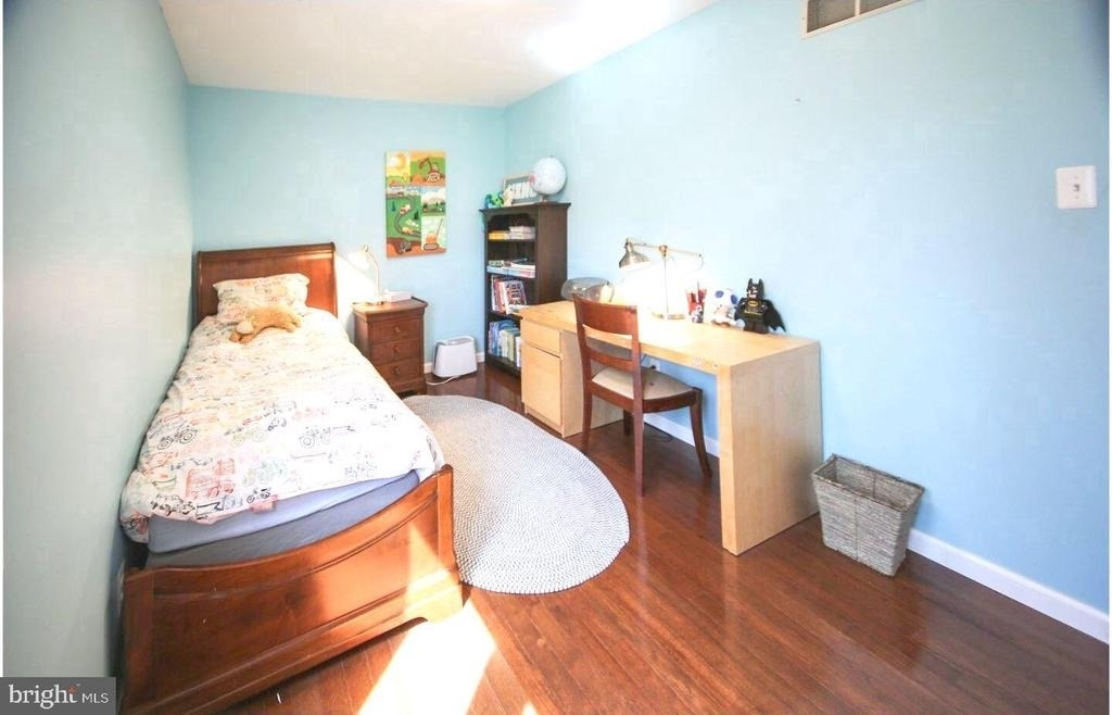 1120 Cymry Drive - Photo 16