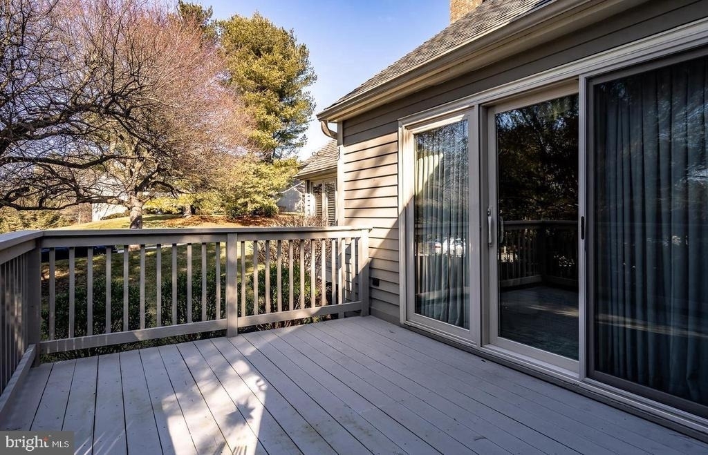 1114 Mews Lane - Photo 9