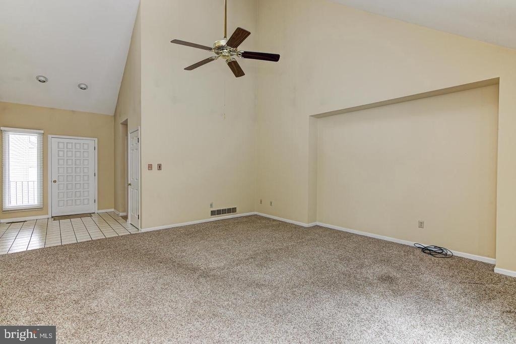 1114 Mews Lane - Photo 7