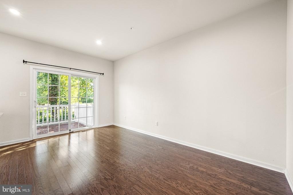 126 Mulberry Drive - Photo 13