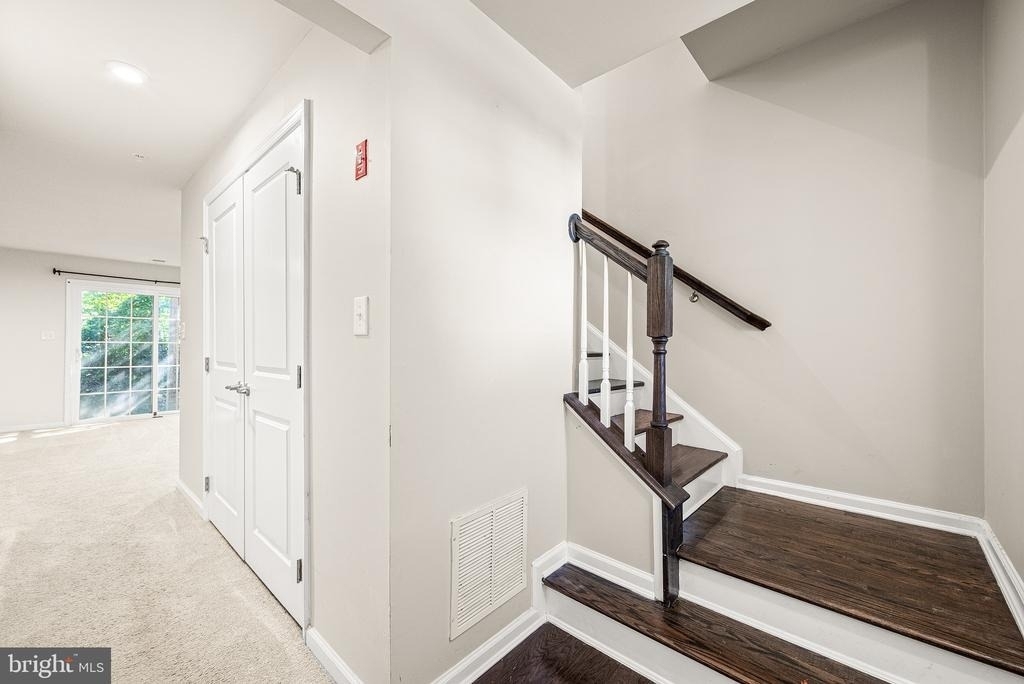 126 Mulberry Drive - Photo 2