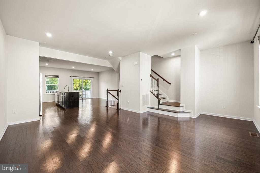 126 Mulberry Drive - Photo 8
