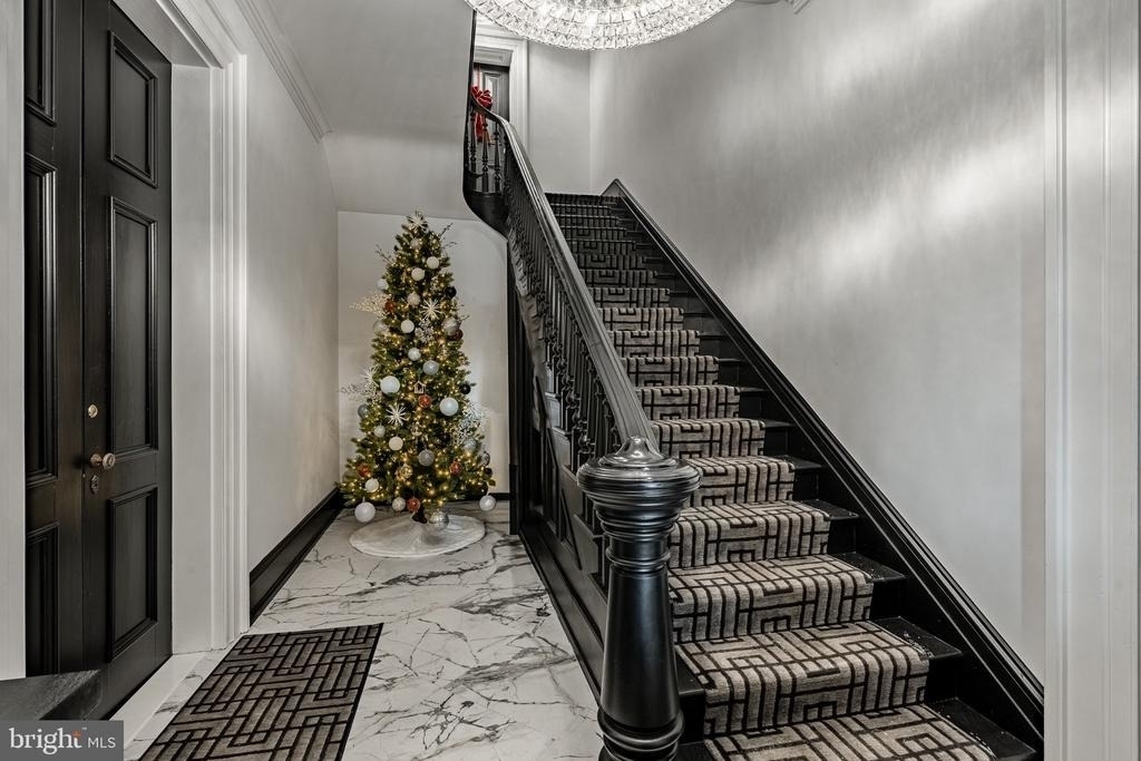 305 S Walnut Street - Photo 19
