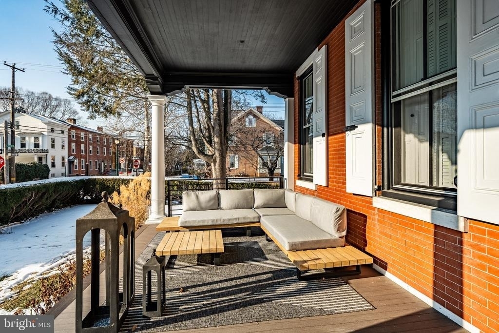 305 S Walnut Street - Photo 22