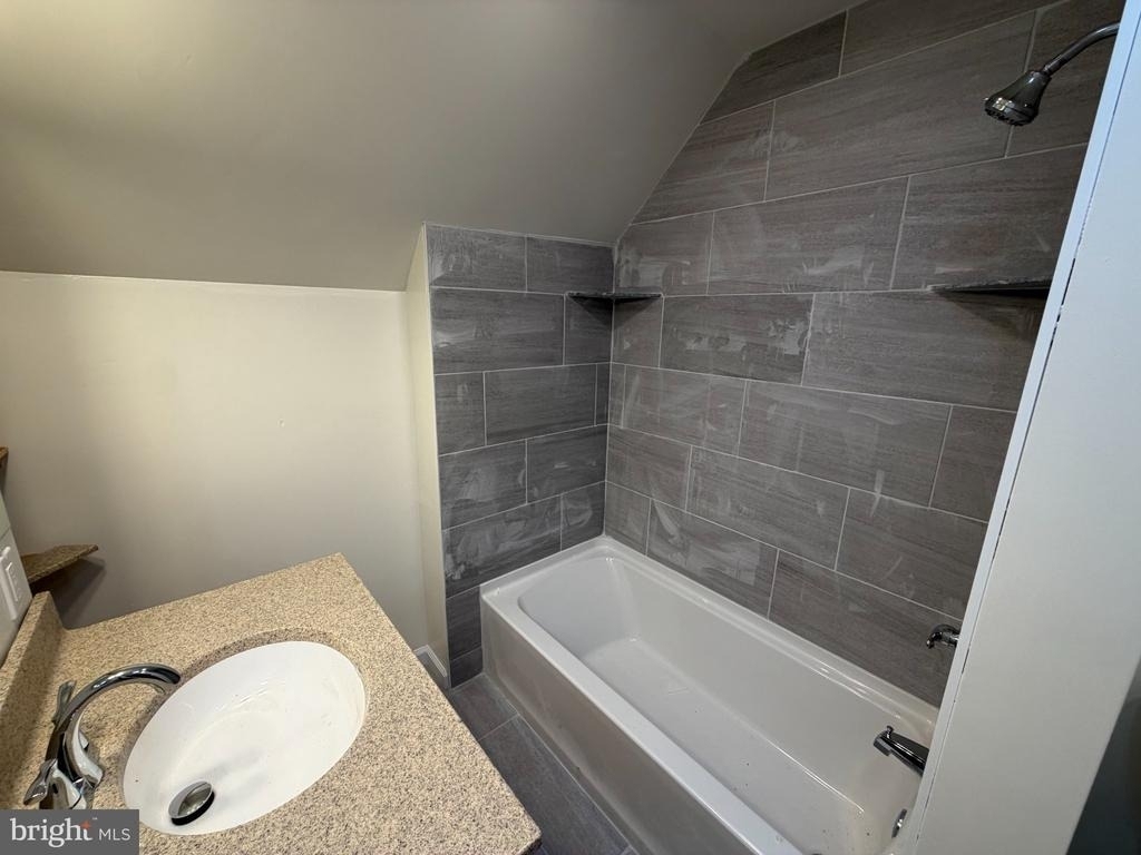 1204 N Bailey Road - Photo 16