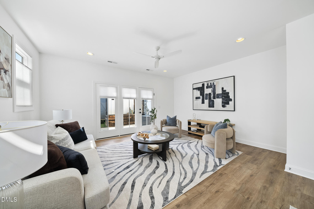 5611 Johnson Woods - Photo 13