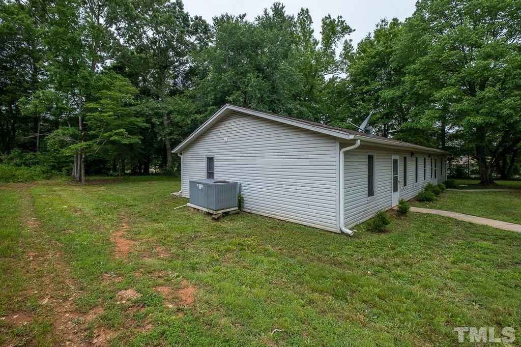 20 Pine Drive - Photo 11