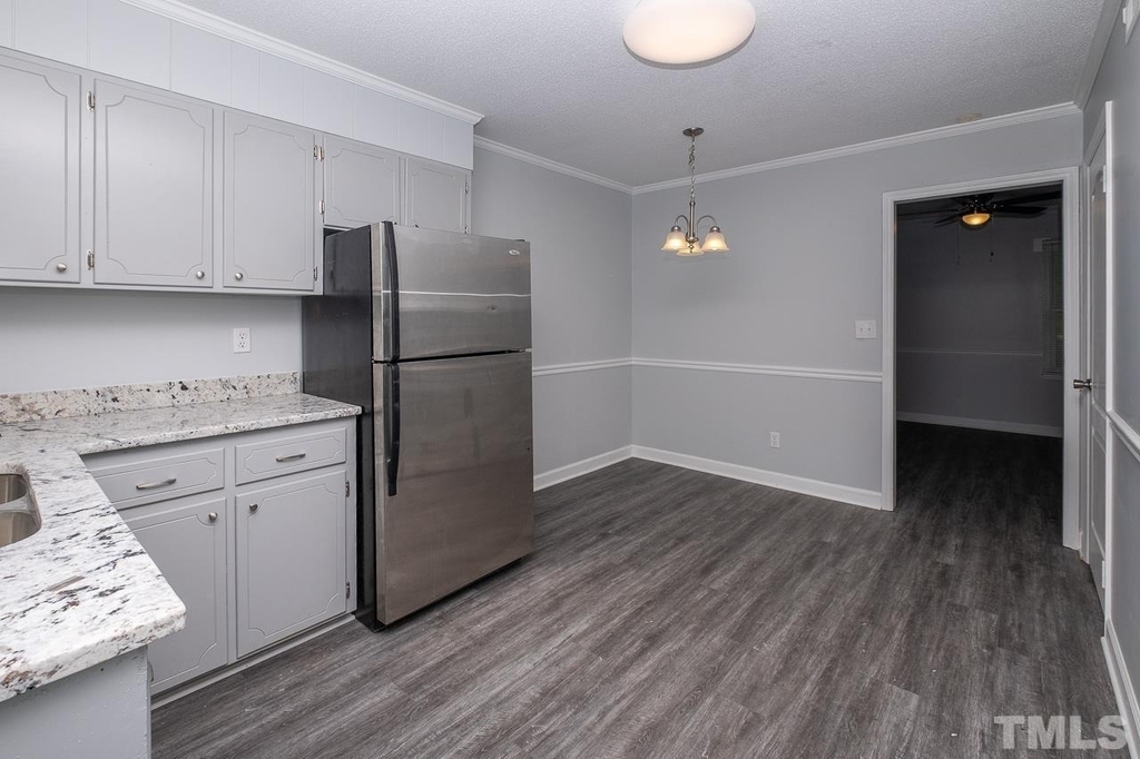 20 Pine Drive - Photo 3
