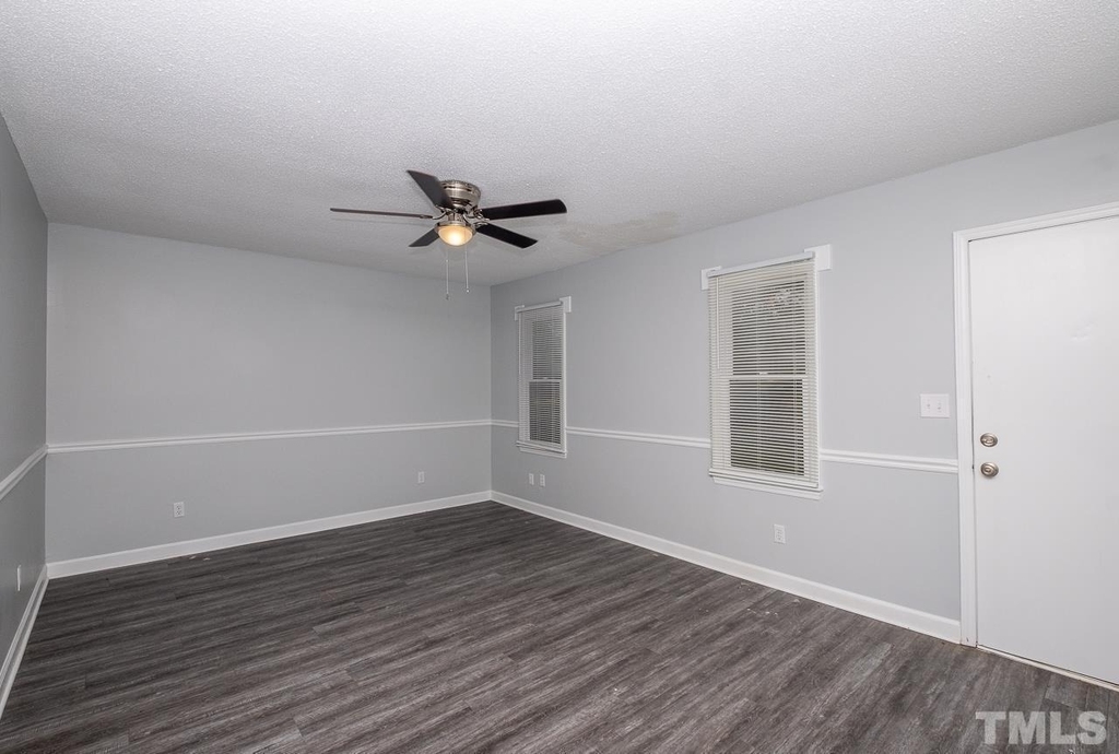 20 Pine Drive - Photo 2