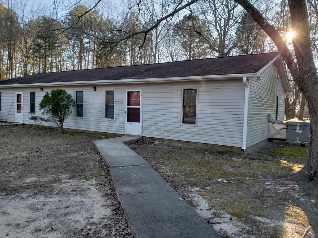 20 Pine Drive - Photo 0