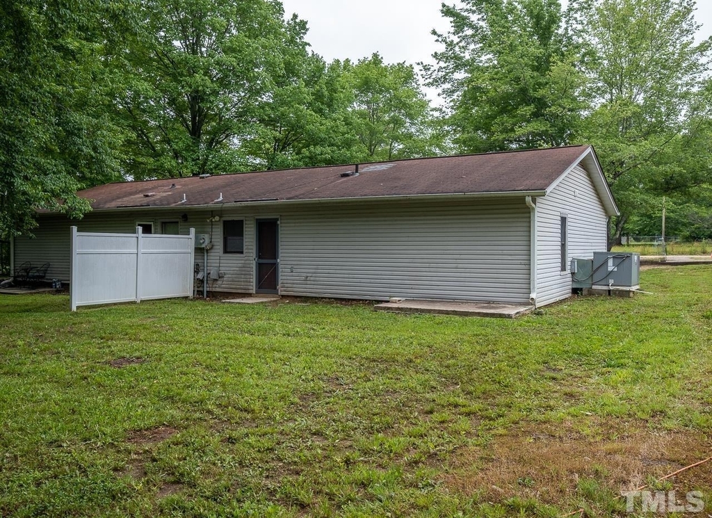 20 Pine Drive - Photo 13