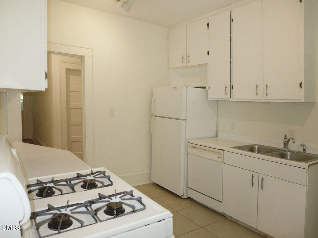 406 Hillsborough Street - Photo 3