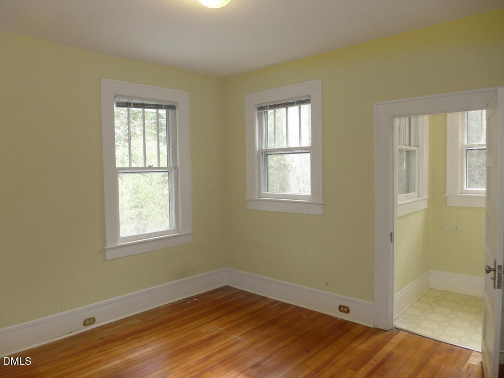 406 Hillsborough Street - Photo 4