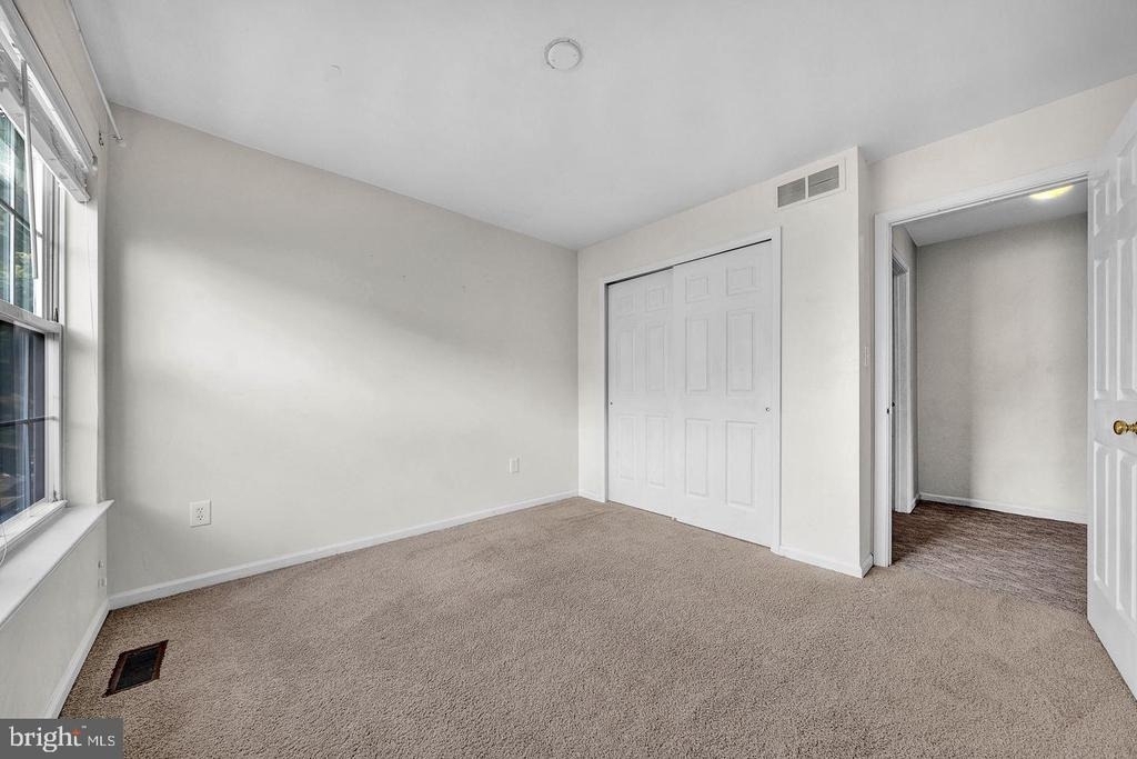 8006 Spruce Mill Dr - Photo 17