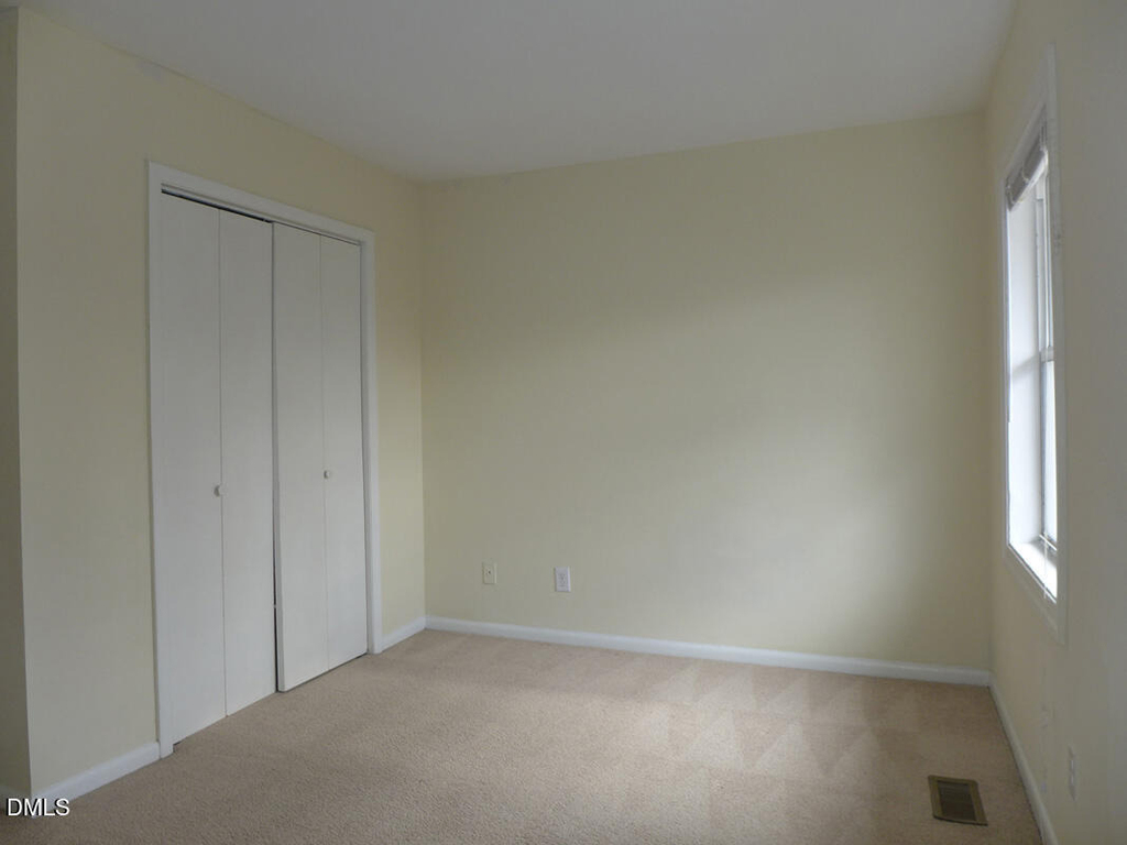 515 S Merritt Mill Road - Photo 8
