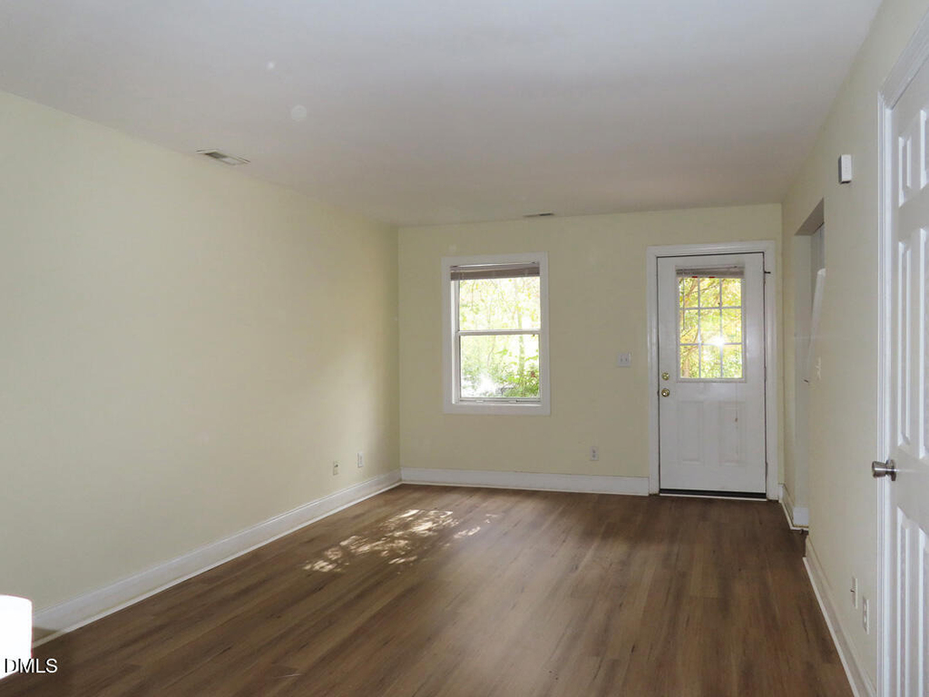 515 S Merritt Mill Road - Photo 4