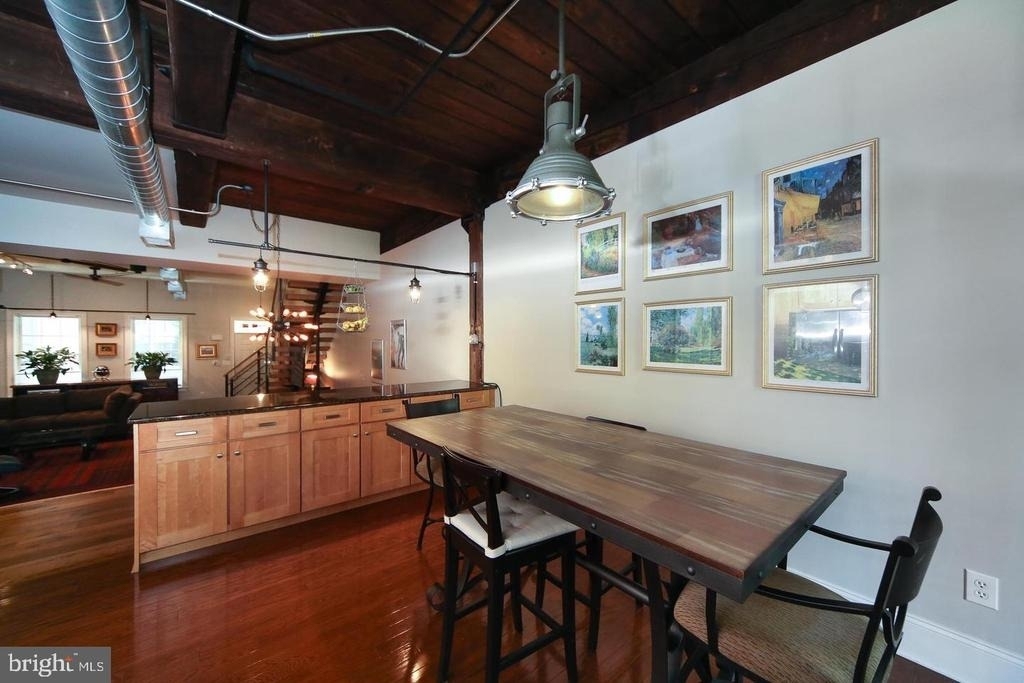 6 Watson Mill Lane - Photo 9