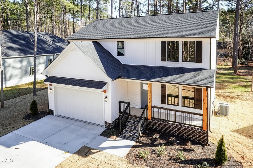 104 Buffalo Drive - Photo 2