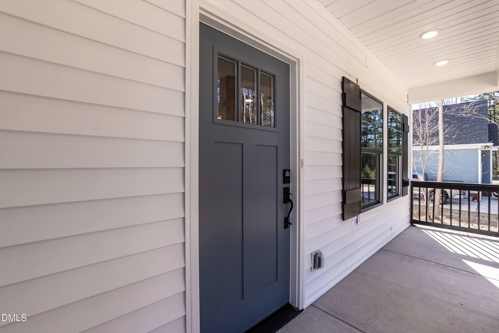 104 Buffalo Drive - Photo 3