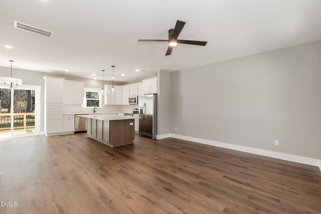 104 Buffalo Drive - Photo 6