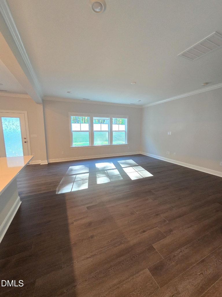 672 Emerald Bay Circle - Photo 6