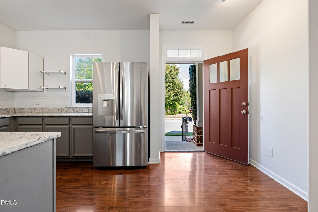 403 Legends Way - Photo 4