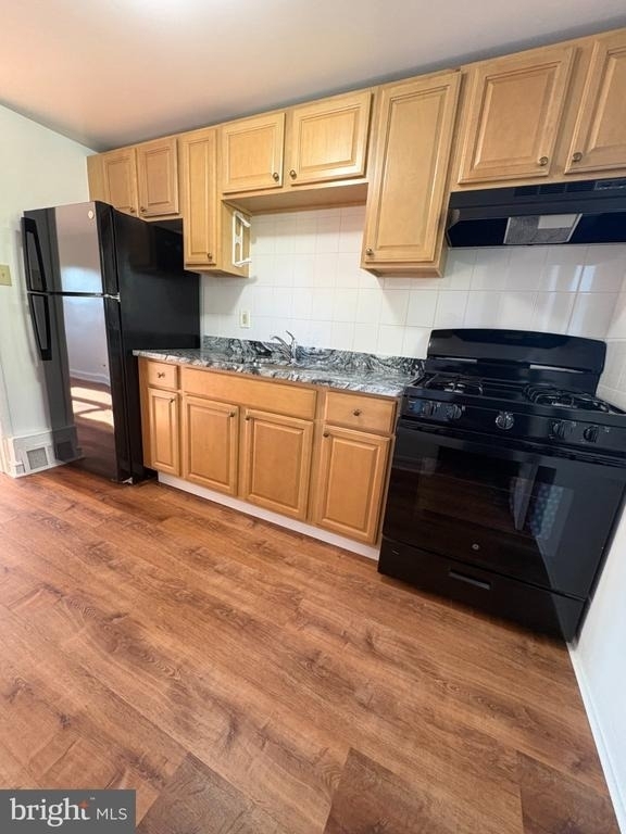 71 S Evergreen Avenue - Photo 0