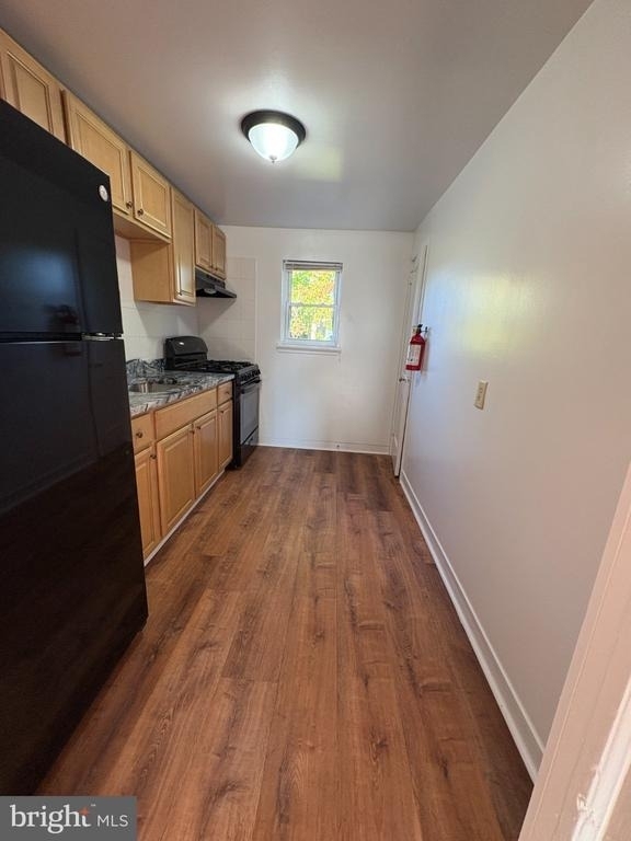 71 S Evergreen Avenue - Photo 1