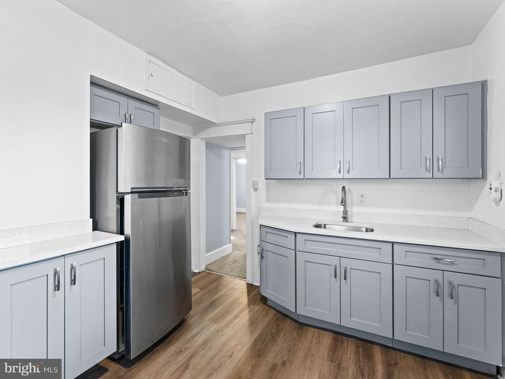 41 W Clinton Avenue - Photo 8
